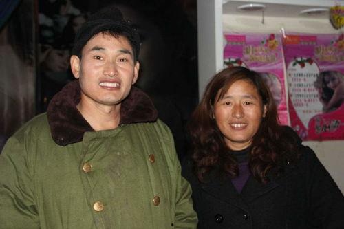 大衣哥老婆语音爆料视频,揭秘明星家庭背后的真实生活